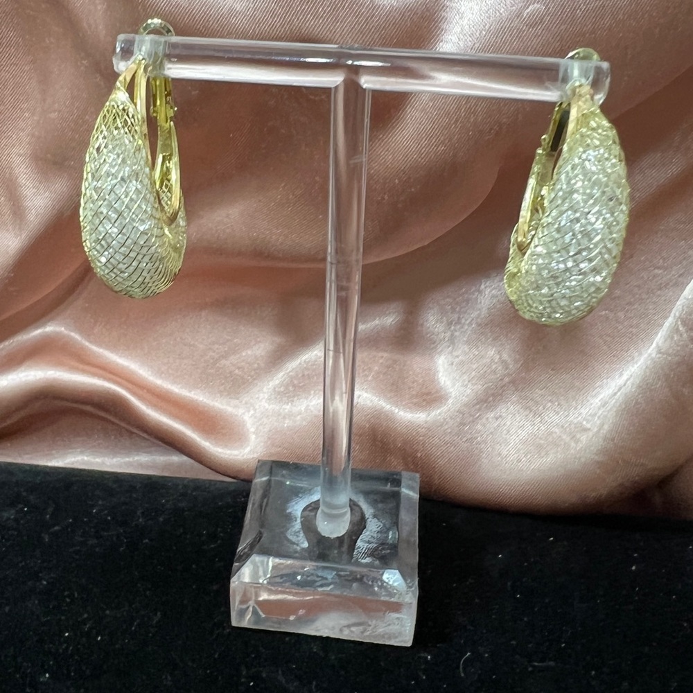 Fashion Jewelry Gold Hoop Sparkle Earrings 18 kt Gold Platted ☑️